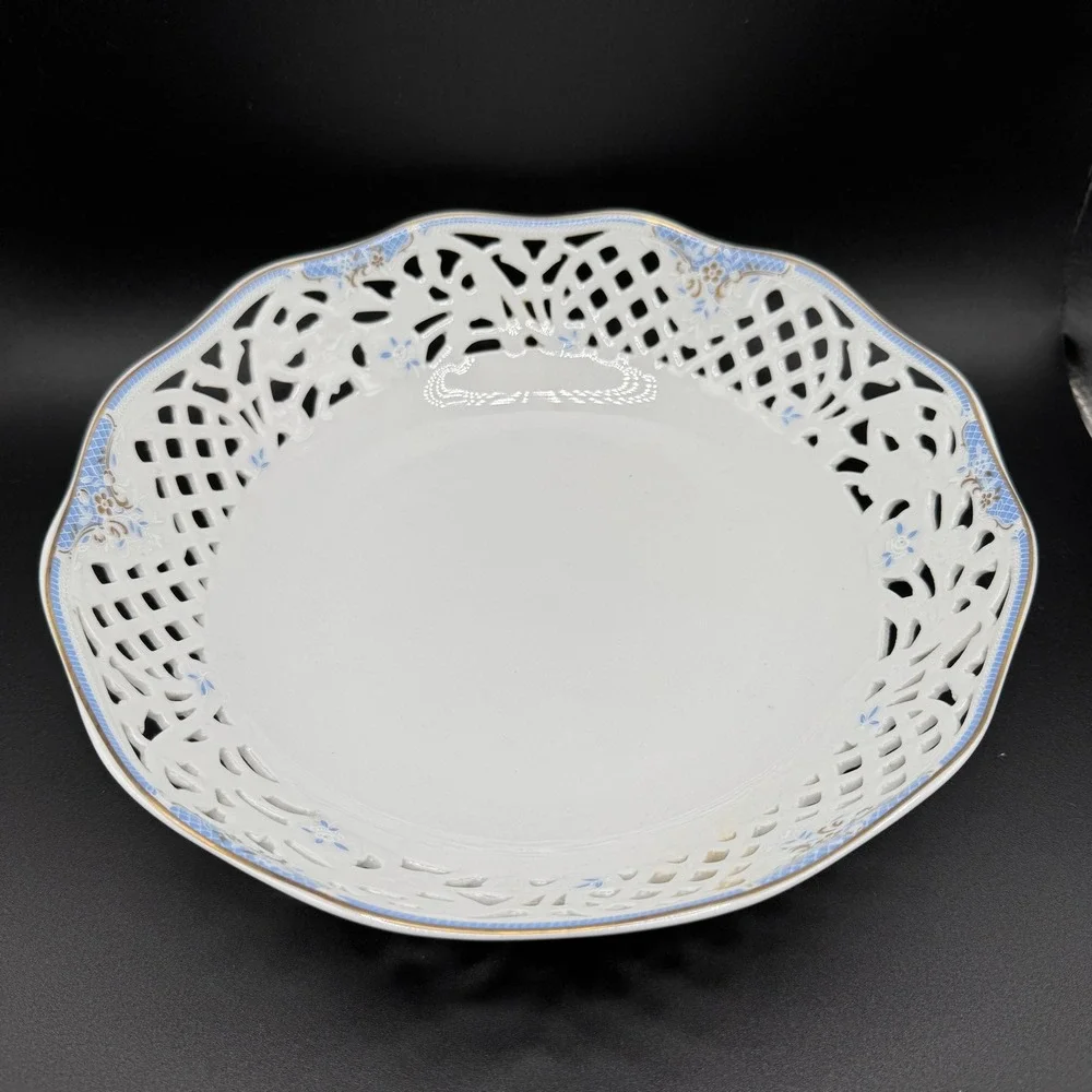 Oscar de la Renta Bouquet Blue Reticulated Serving Bowl West Germany Cottagecore